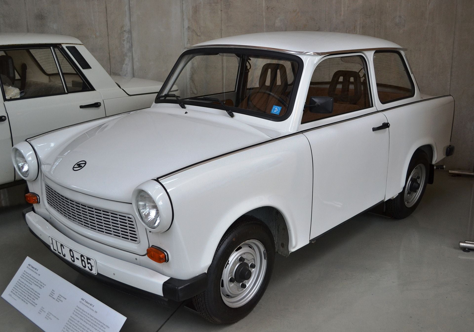 Adidas Trabant product